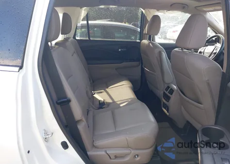 2017 Honda Pilot Touring z USA, uszkodzony, nr VIN 5FNYF6H96HB092820